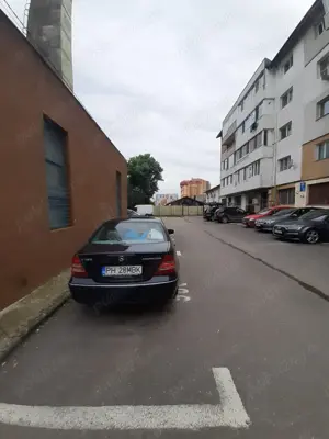 Mercedes c class - imagine 3