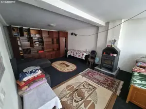 A 33 Proprietarul vinde casa energiei gara  construita acum 3 an din cărămidă , - imagine 2