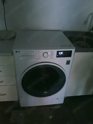 Vând mașină de spălat LG
