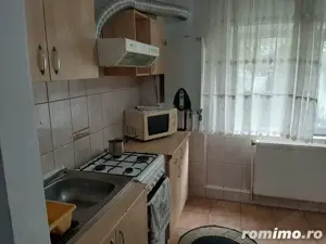 1 camera zona Medicina