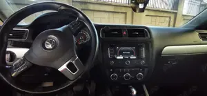 Volkswagen Jetta 1.4 Hybrid DSG Highline 2013  - imagine 7