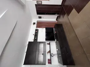 Vând apartament 3 camere - imagine 3