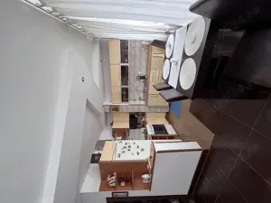 Vând apartament 3 camere - imagine 4