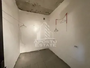 Spatiu comercial, 255 mp + curte betonata, Ronat - imagine 9