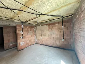 Casa individuala la cheie 4 camere 2 bai teren 500 mp Sura Mica - imagine 14