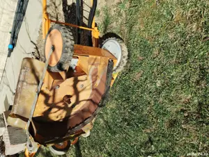 Mașină curățat pavaj cositoare. - imagine 4