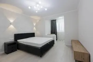 Garosniera de inchiriat in centrul Civic