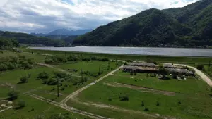 Doua Case  Zona Racovița   Aproape de Nodul Rutier   - imagine 5