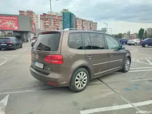 Volkswagen Touran 1.6 TDI DSG Highline  - imagine 2