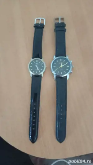 vând doua ceasuri de mana bărbaț 