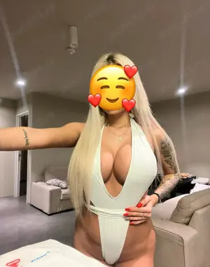 LUX!!Noua!! Deplasări si locație ! Blonda cu silicoane reală fac confirmare,Pirce-uri intime