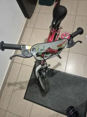 Vând bicicleta 4-6 ani - imagine 4