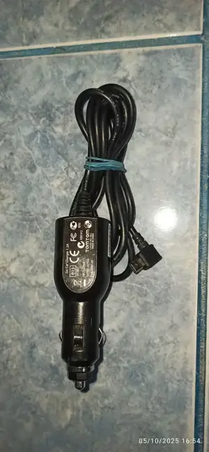 Incarcator auto Gps Tomtom miniusb  Perfect functional, poze reale, are mufa miniusb. - imagine 2