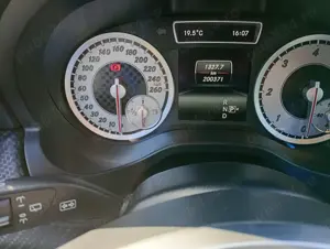 Mercedes-Benz A200 cdi 2.2 Diesel pachet AMG - imagine 5