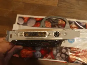 placa video SUN 3d pe slot UPA UDA - imagine 3