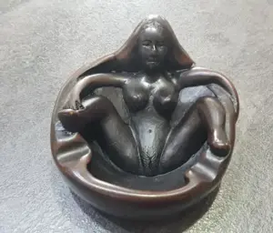 Scrumiera thailandeza (femeie) | Decoratie | Perfect pt cadou