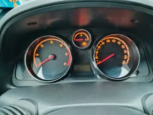 Vând Opel Antara an 2009, 4x4 - imagine 3