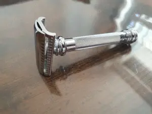 Merkur Solingen 39c Slant Bar Safety Razor