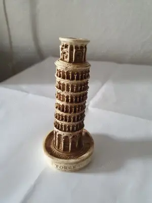 Torre di Pisa | Statuia Turnului înclinat din Pisa | Decoratie