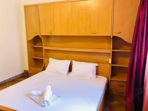 Apartament 100 mp - P-ta Unirii - imagine 2