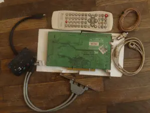 placa captura analog tv tuner + radio FM pci LeadTek WinFastDV2000 hc spectrum amiga commodore - imagine 2