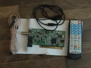 placa captura pci digitala + TV Tunner + radio FM AverMedia Aver 007 GO Plus 