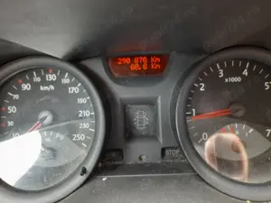 Vând Renault Megane II preț  6100 lei negociabil - imagine 2