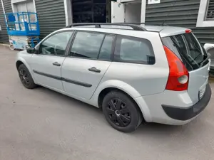 Vând Renault Megane II preț  6100 lei negociabil - imagine 9