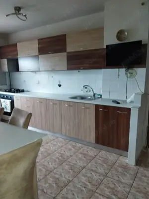 Ofer spre inchiriere apartament 3 camere