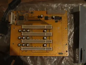 placa adaptoare express card la 4 sloturi PCI pentru laptop - imagine 2