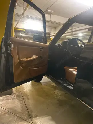 Dezmembrez mercedes 123 break - imagine 2