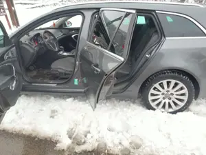 vând Opel insigna  - imagine 2