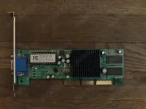 placa video nVidia TN2 M64 32MB AGP