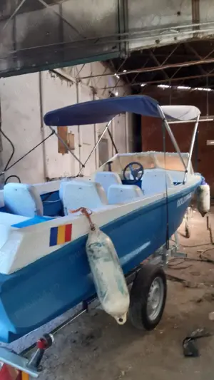 Vand barca cu motor 20HP din fibra - imagine 5