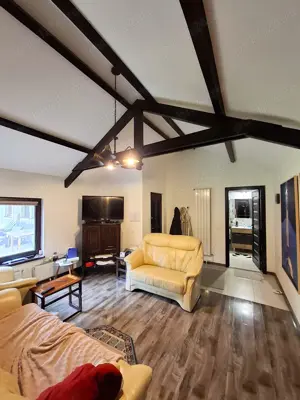 Vila de vânzare în Lepșa   Refugiul tău din inima Munților Vrancei - imagine 14