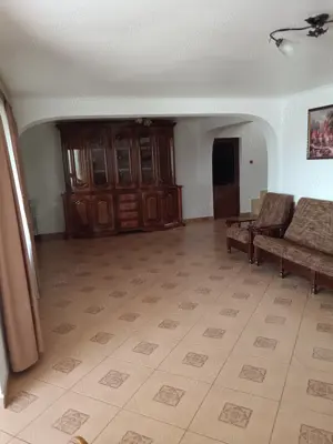 Vând casă  - imagine 4 Vând casă  - imagine 4