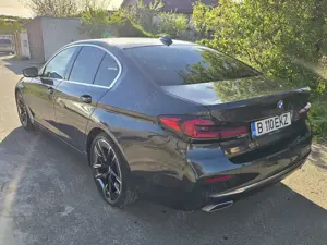 BMW Seria 5 530d Sedan xDrive Automata,Mild Hibrid,3.0 L Diesel 286 CP - imagine 4