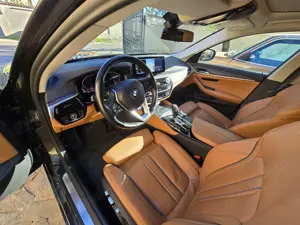 BMW Seria 5 530d Sedan xDrive Automata,Mild Hibrid,3.0 L Diesel 286 CP - imagine 5