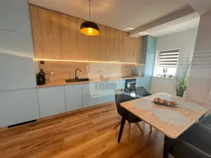 Apartament modern 3 camere 2 balcoane si parcare zona Triajului - imagine 2