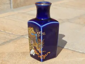 Vaza portelan japoneza marime mica inaltime 9 cm - imagine 3