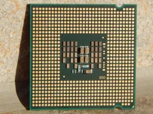 Procesor Intel Core 2 Quad Processor Q9400 6M Cache 2.66 GHz 1333 MHz - imagine 1