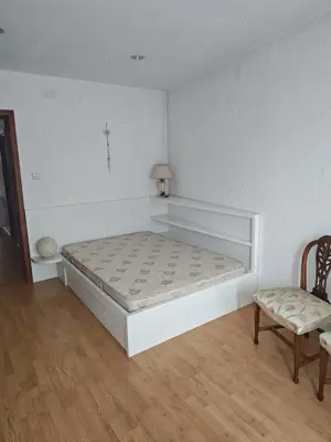 Apartament 3 camere  Calimanesti   Etaj 2   - imagine 2
