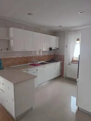 Apartament 3 camere  Calimanesti   Etaj 2