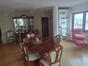 Apartament 3 camere  Calimanesti   Etaj 2   - imagine 4