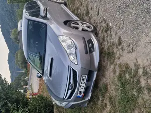 Subaru Legacy an 2012    4x4  - imagine 2