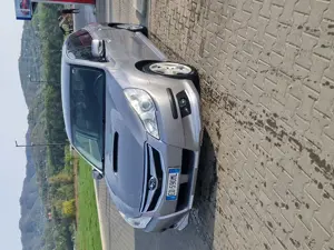 Subaru Legacy an 2012    4x4  - imagine 5