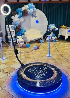 Vând platforma 360 de 6-8 persoane !