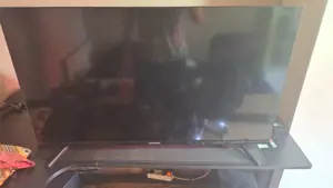 Televizor Smart Grundig FHD