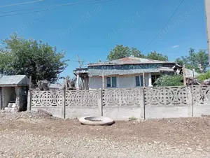 Vand teren 22 ari+ casa veche cu 4 camere + gradina 600 mp - imagine 7