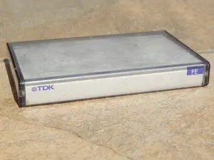 Caseta audio SA90 TDK FE Ferric Japonie cu cutie uzata nefunctionala - imagine 2